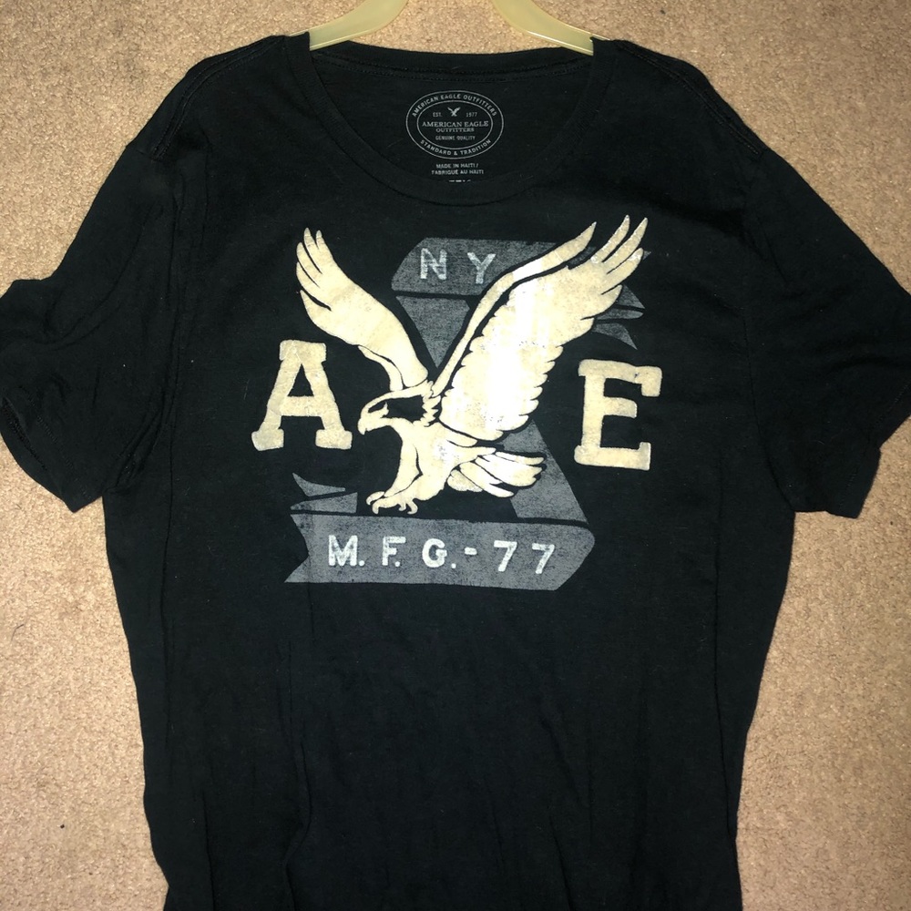 American Eagle Tshirt